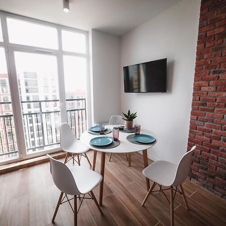 Kostjukowski Apartments Shevchenka 60 Lviv Dış mekan fotoğraf