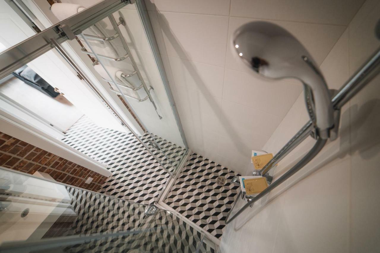 Kostjukowski Apartments Shevchenka 60 Lviv Dış mekan fotoğraf
