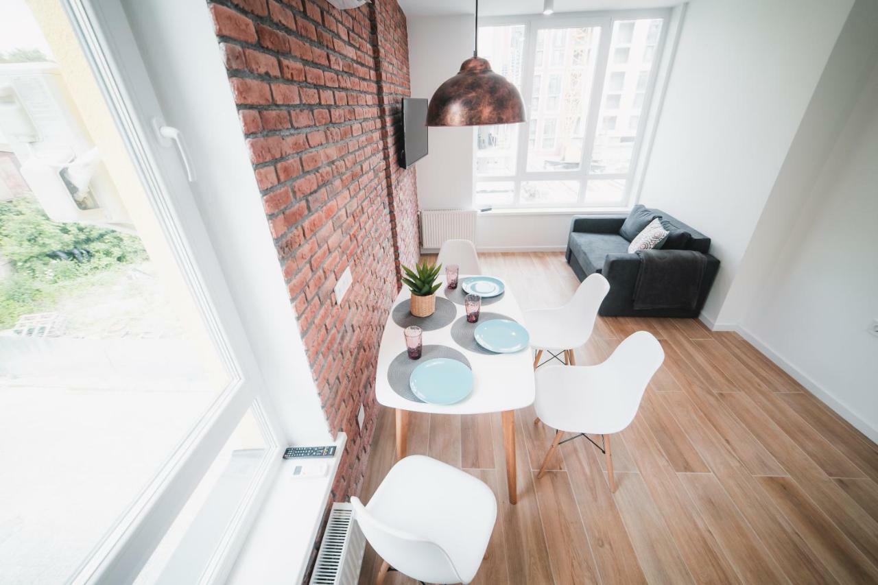 Kostjukowski Apartments Shevchenka 60 Lviv Dış mekan fotoğraf