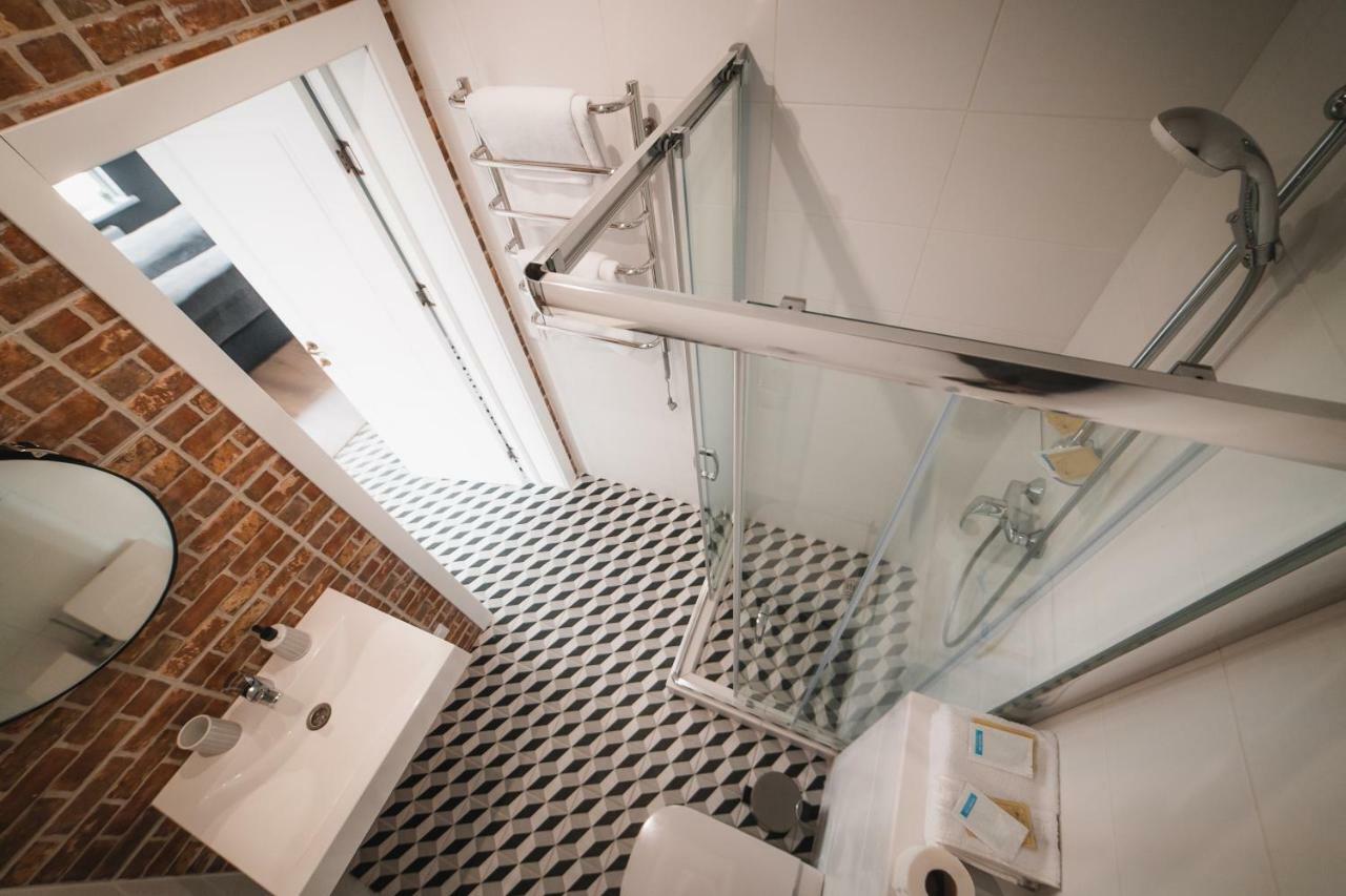 Kostjukowski Apartments Shevchenka 60 Lviv Dış mekan fotoğraf